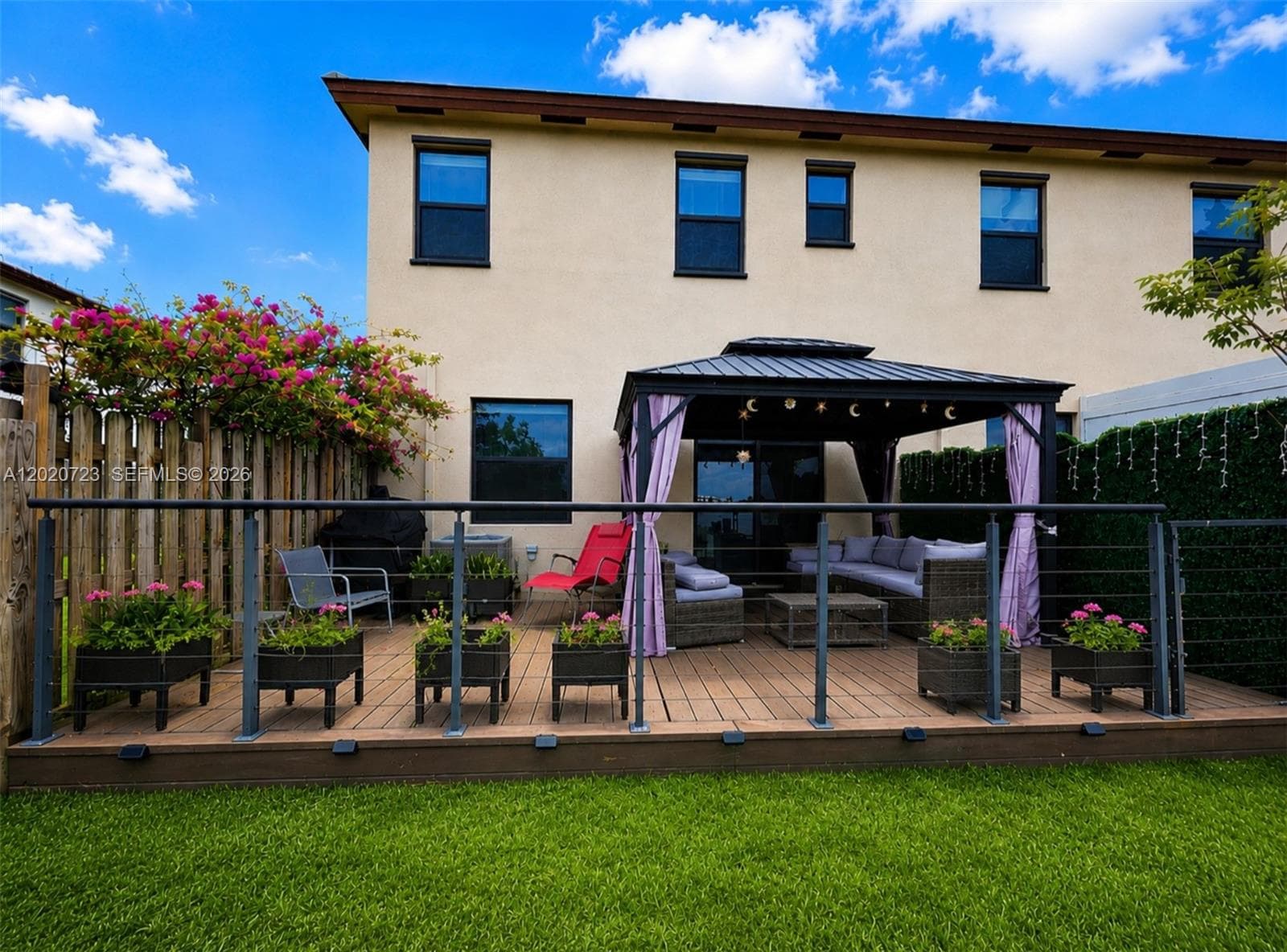 20636 NE 5th Pl, Miami, FL 33179 photo 2