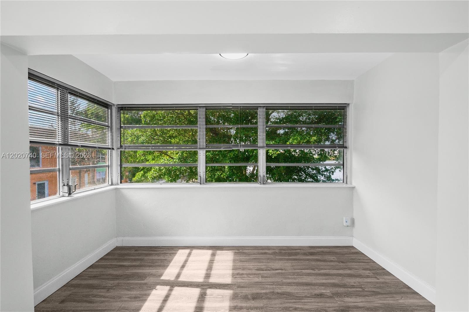 245 NE 191st St # 3014, Miami, FL 33179 photo 4