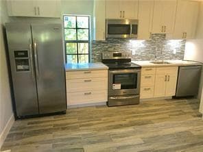 905 NE 28th Street, Wilton Manors, FL 33334 photo 2