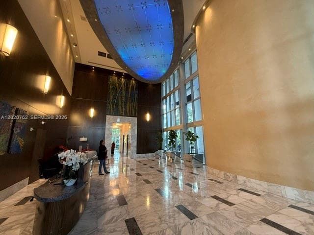 185 SW 7th St # 3803, Miami, FL 33130 photo 2