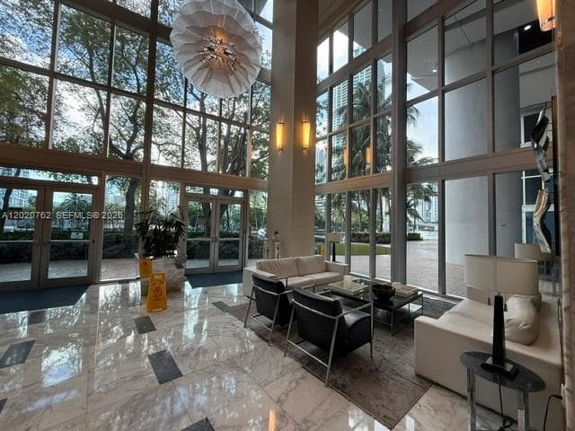 185 SW 7th St # 3803, Miami, FL 33130 photo 3