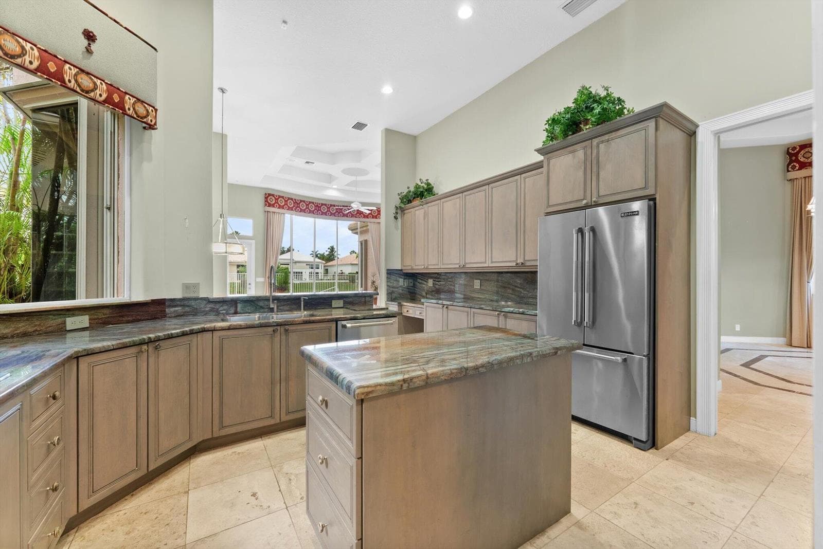 7081 Mallorca Crescent, Boca Raton, FL 33433 photo 4