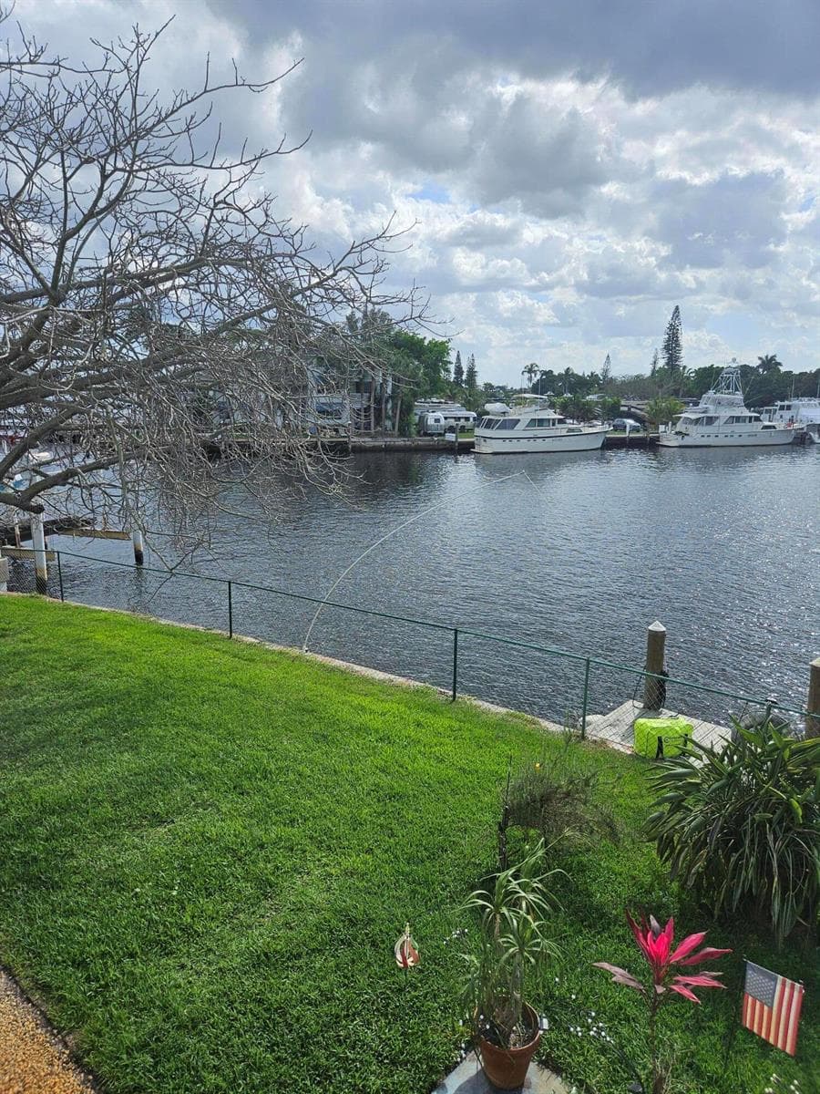 2141 SW 23rd Avenue, Fort Lauderdale, FL 33312 photo 3