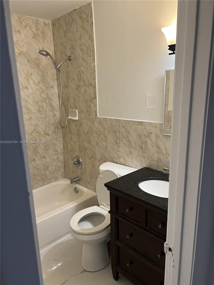 4809 SW 25th St, West Park, FL 33023 photo 5