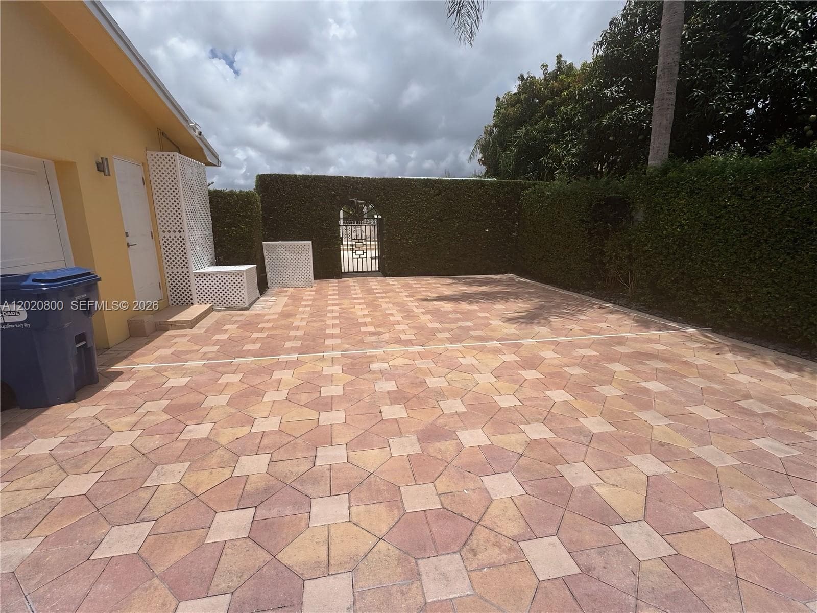 8605 SW 106th St # B, Miami, FL 33156 photo 2