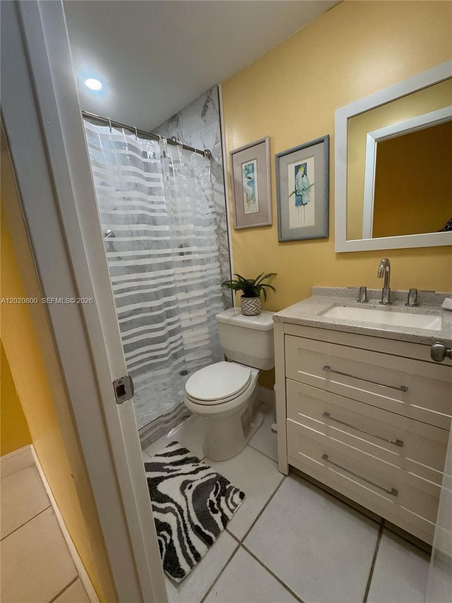 8605 SW 106th St # B, Miami, FL 33156 photo 4