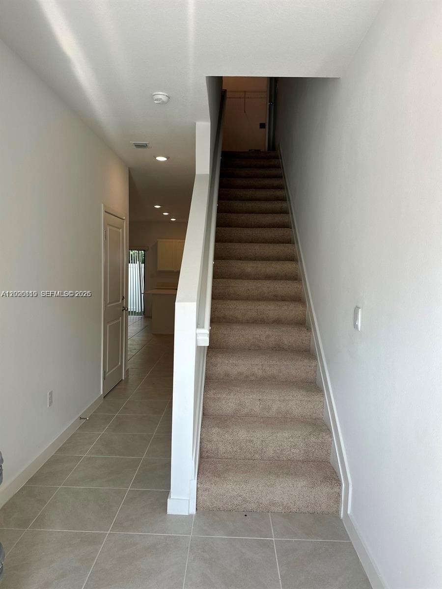 853 SW 12th St, Florida City, FL 33034 photo 5