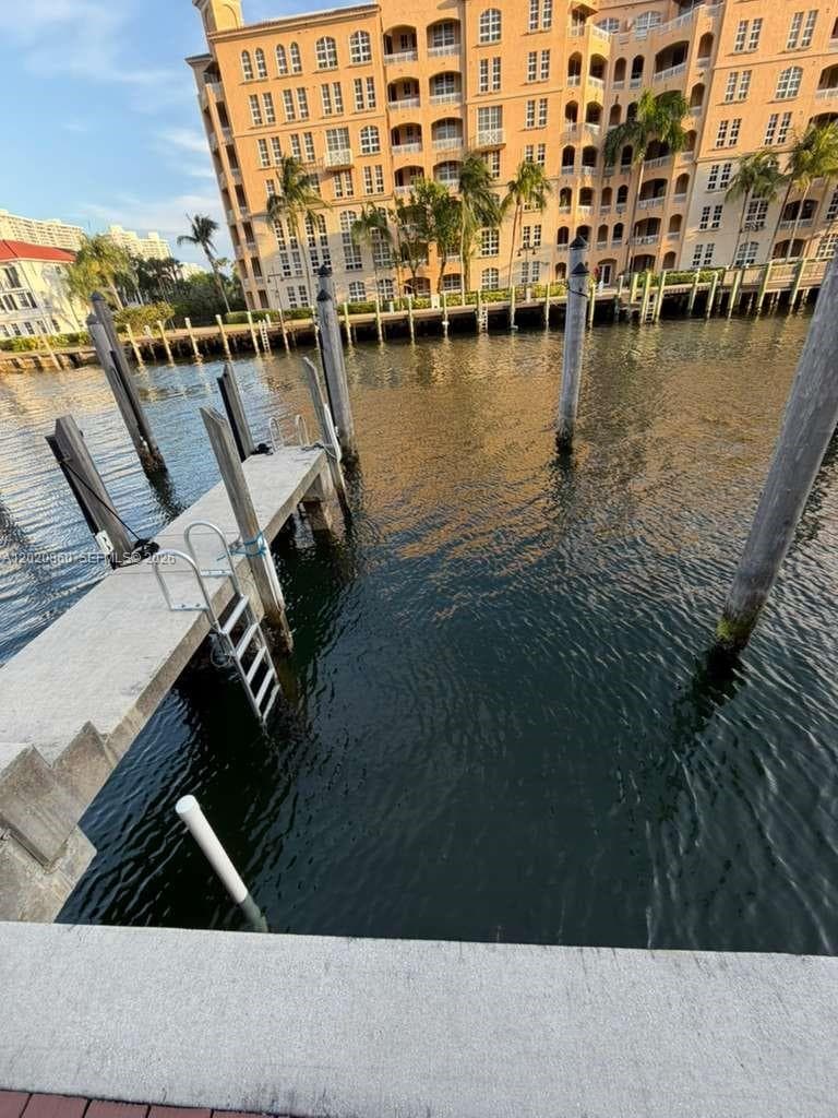 2950 NE 188th St #27, Aventura, FL 33180 photo 3