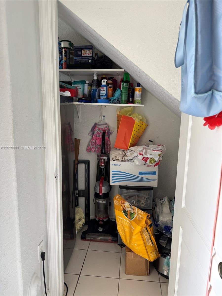 6920 NW 177th St # Q101, Hialeah, FL 33015 photo 3