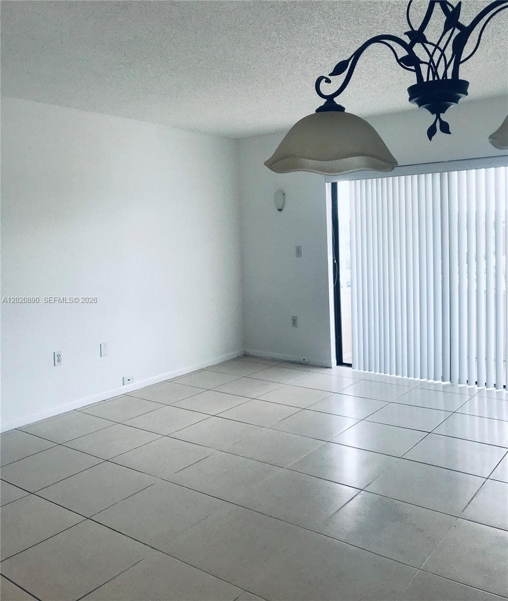 17600 NW 68th Ave # B3006, Hialeah, FL 33015 photo 4