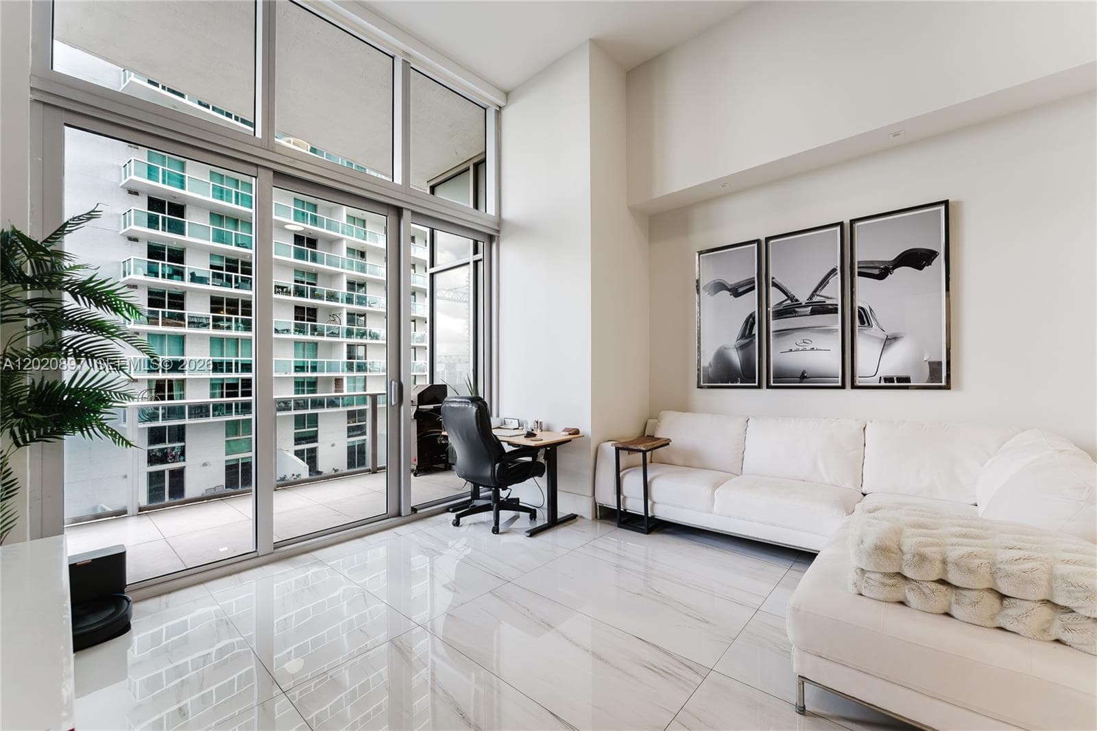 488 NE 18th St # 1205, Miami, FL 33132 photo 4