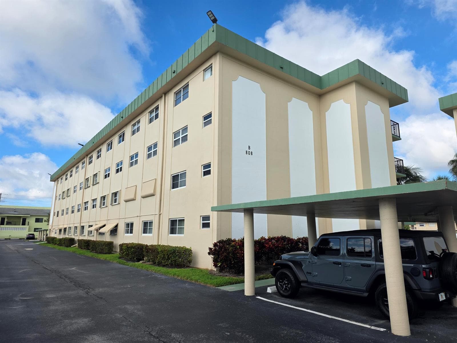 808 SE 7th Street # 101, Deerfield Beach, FL 33441 photo 2