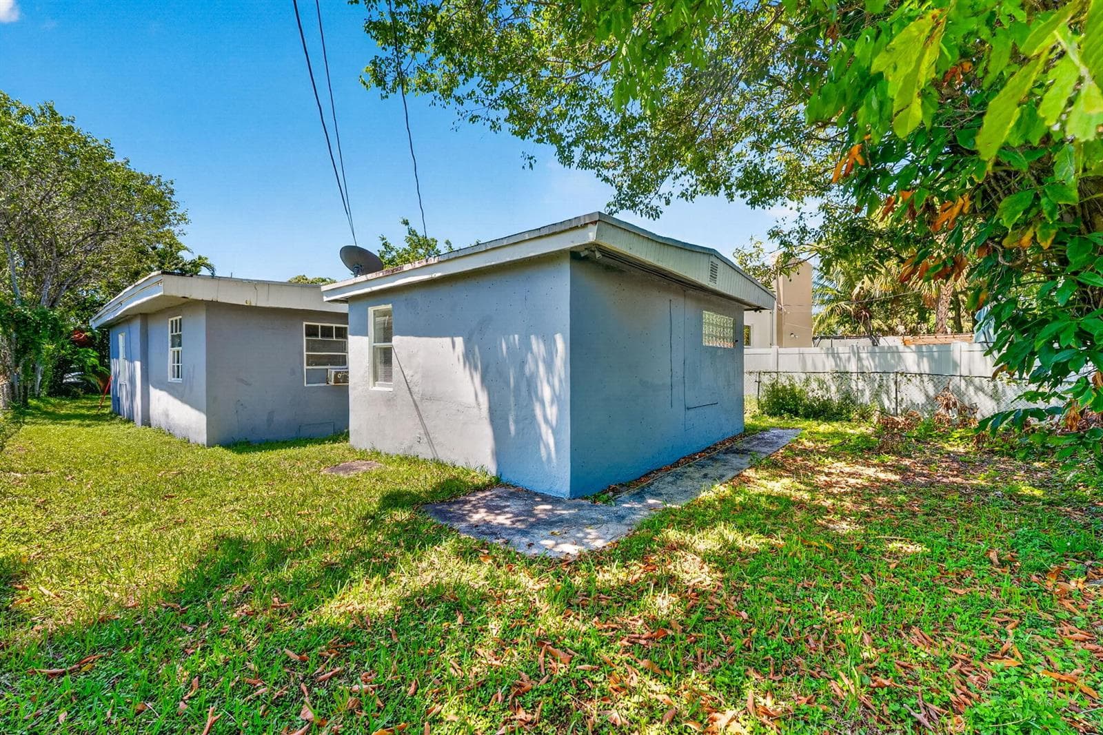 2917 NW 7th Court # 2917, Fort Lauderdale, FL 33311 photo 2