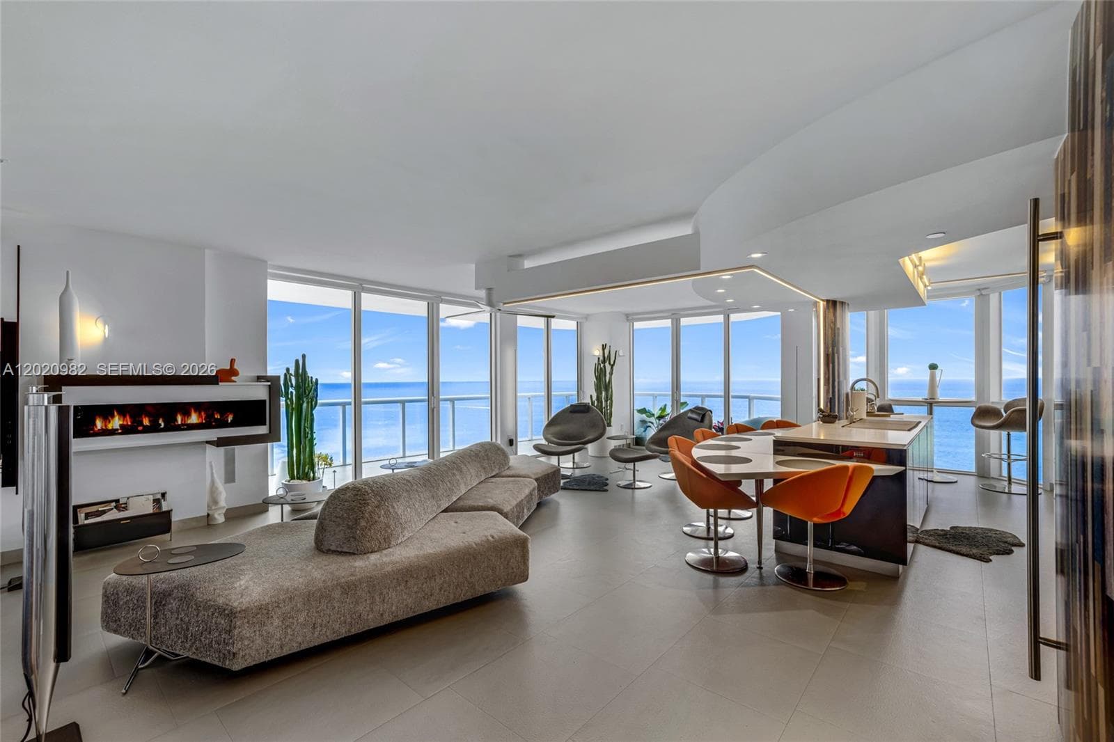 6365 Collins Ave # 2301, Miami Beach, FL 33141 photo 2