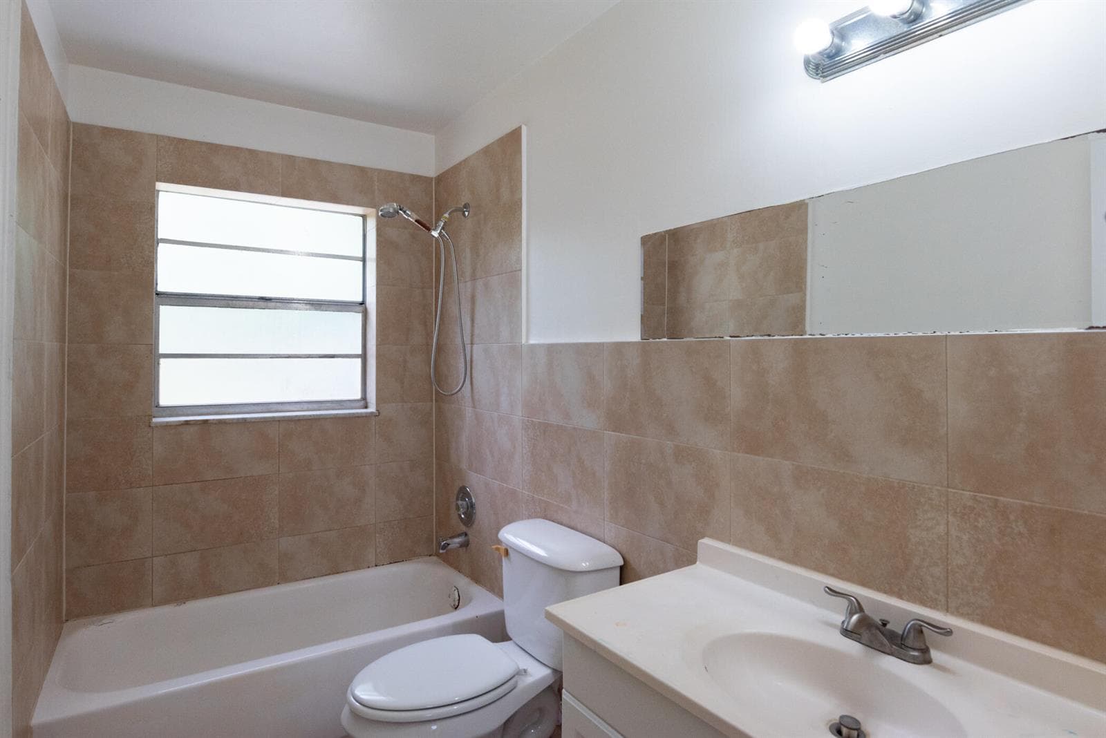 1218 Giller Avenue, Mangonia Park, FL 33407 photo 5