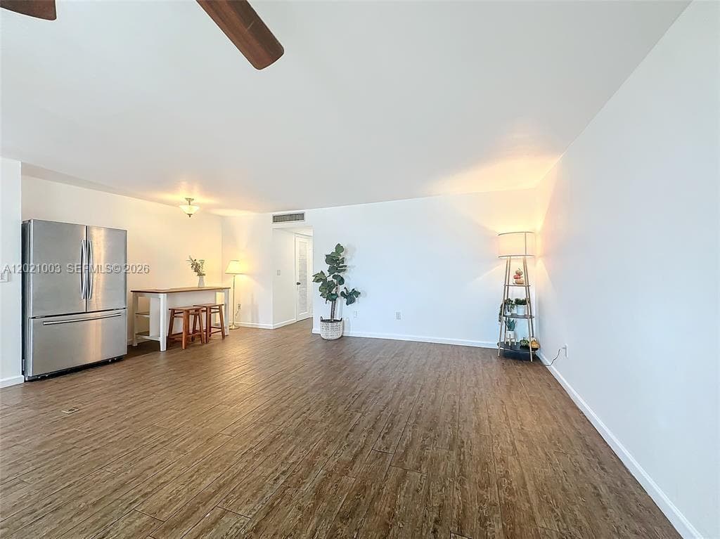 7133 Bay Dr # 705, Miami Beach, FL 33141 photo 2