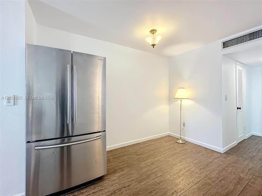 7133 Bay Dr # 705, Miami Beach, FL 33141 photo 4