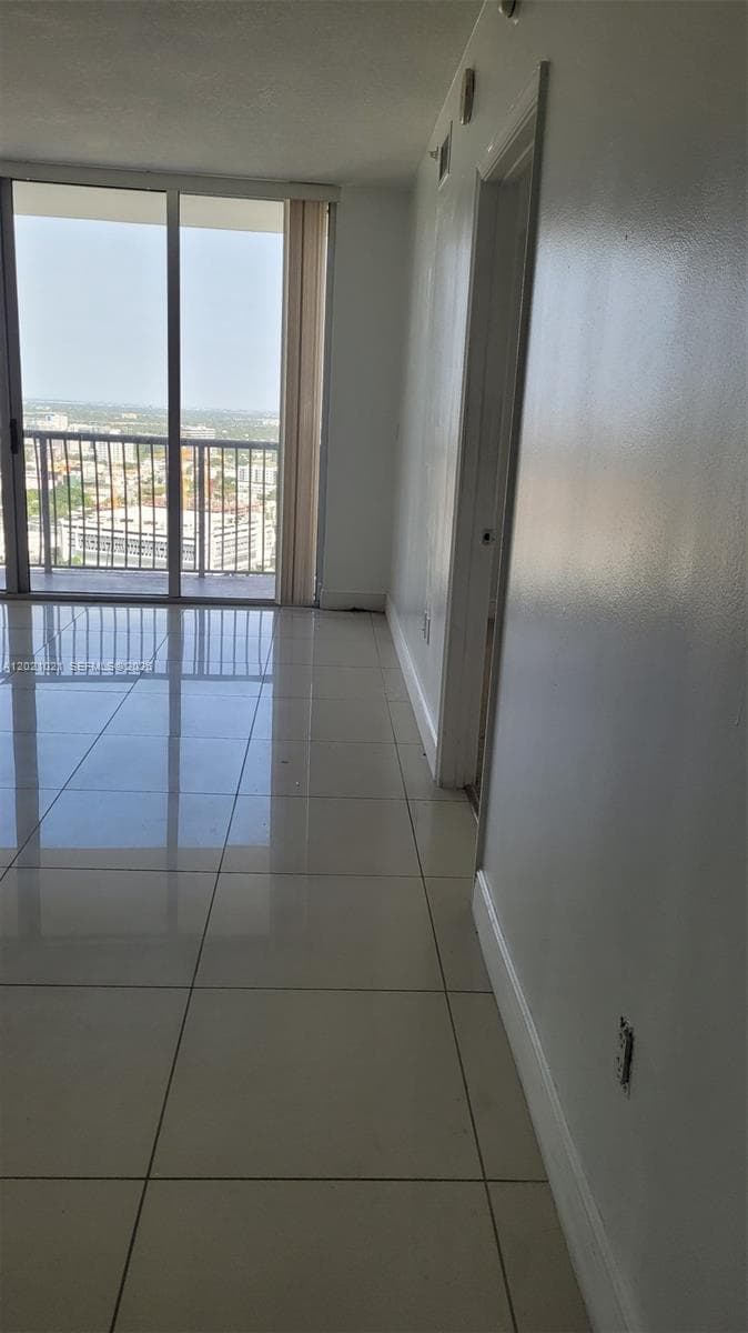 1750 N Bayshore Dr # 3311, Miami, FL 33132 photo 4