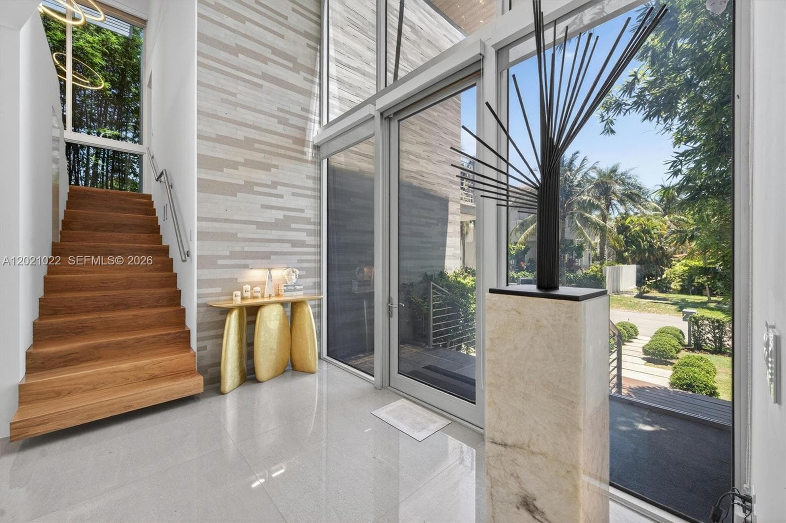 625 Curtiswood Dr, Key Biscayne, FL 33149 photo 4