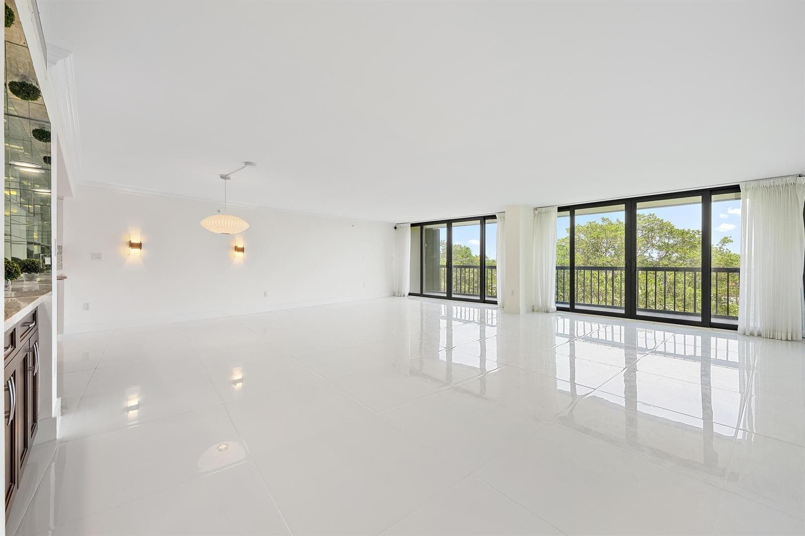 2450 Presidential Way # 505, West Palm Beach, FL 33401 photo 2