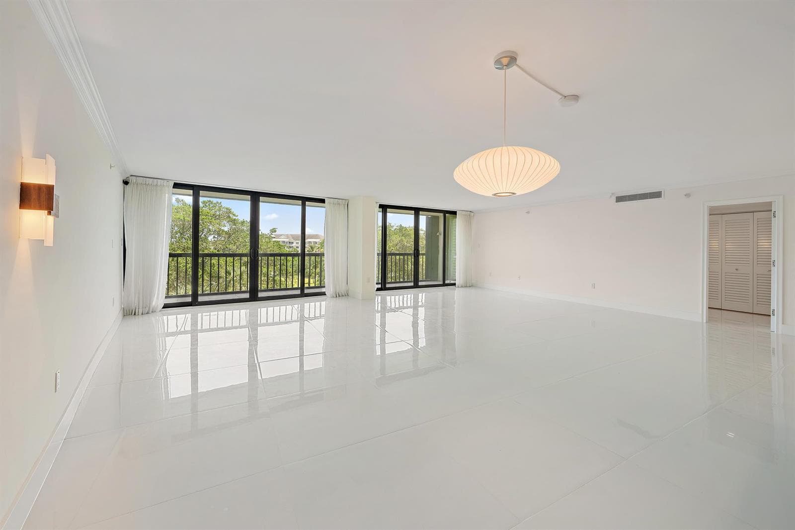 2450 Presidential Way # 505, West Palm Beach, FL 33401 photo 3