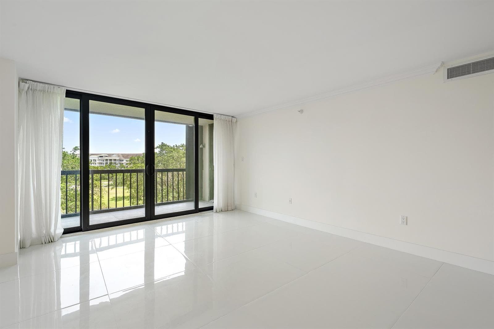 2450 Presidential Way # 505, West Palm Beach, FL 33401 photo 4