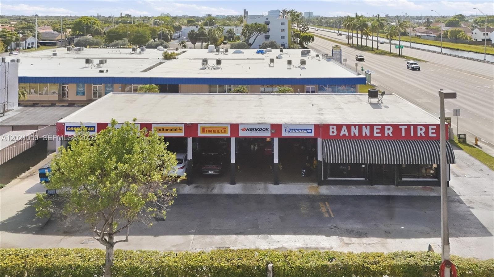 8730 SW 8th St, Miami, FL 33174 photo 4