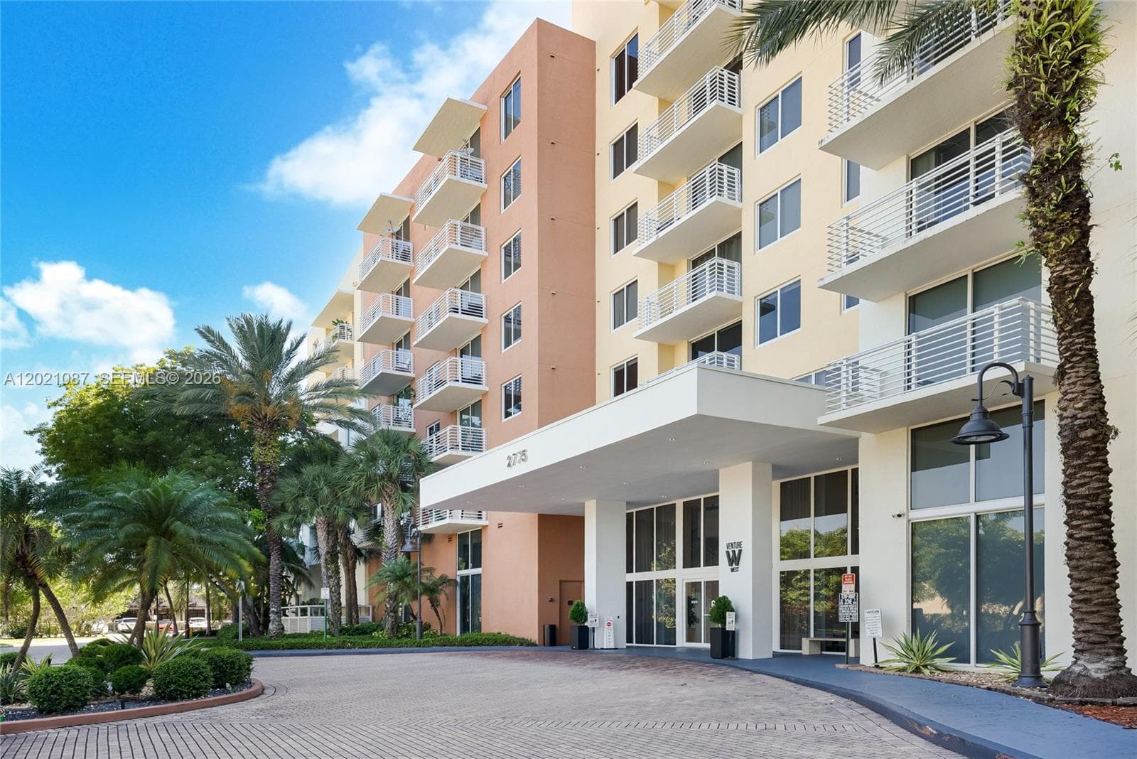 2775 NE 187th St # 528, Aventura, FL 33180 photo 2