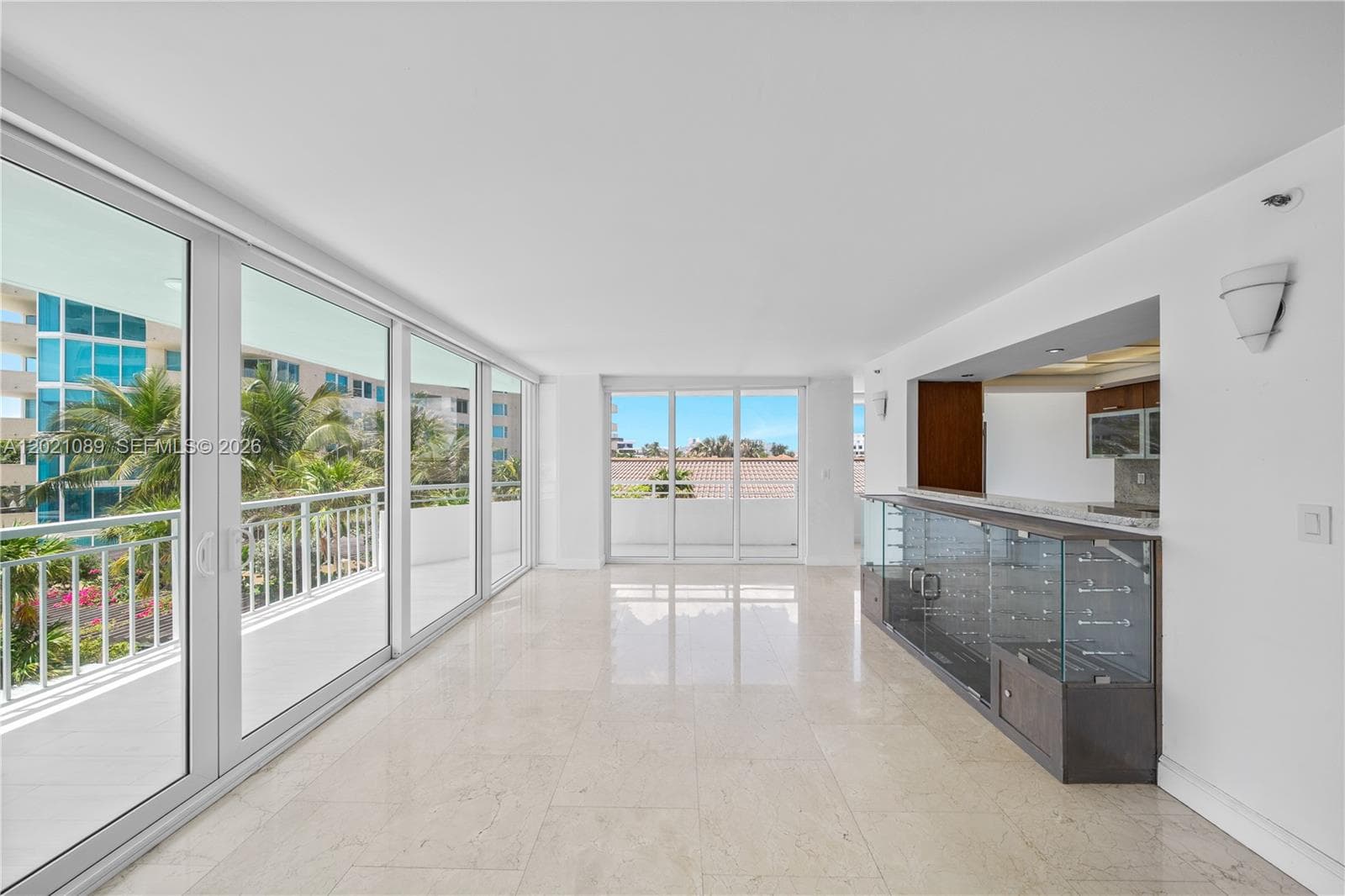400 S Pointe Dr # 409, Miami Beach, FL 33139 photo 5