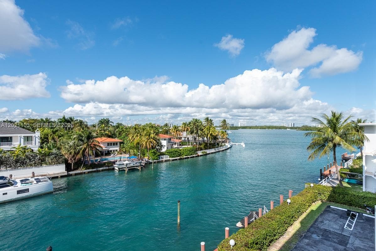 10180 W Bay Harbor Dr # 4A, Bay Harbor Islands, FL 33154 photo 2