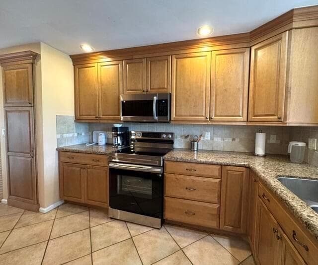505 Prestwick Circle, Palm Beach Gardens, FL 33418 photo 5