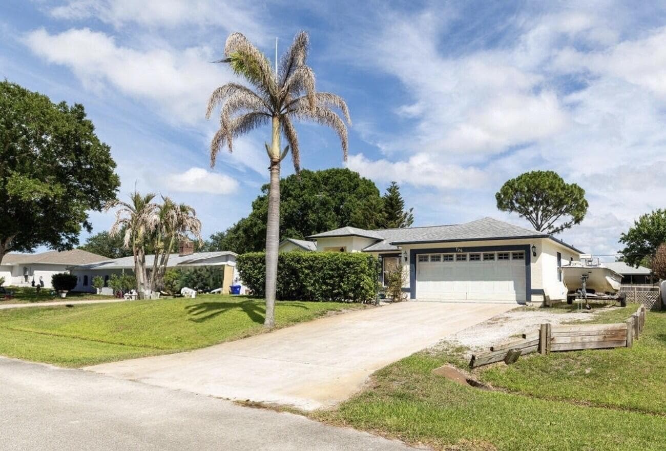 726 Tuxedo Terrace, Sebastian, FL 32958 photo 2