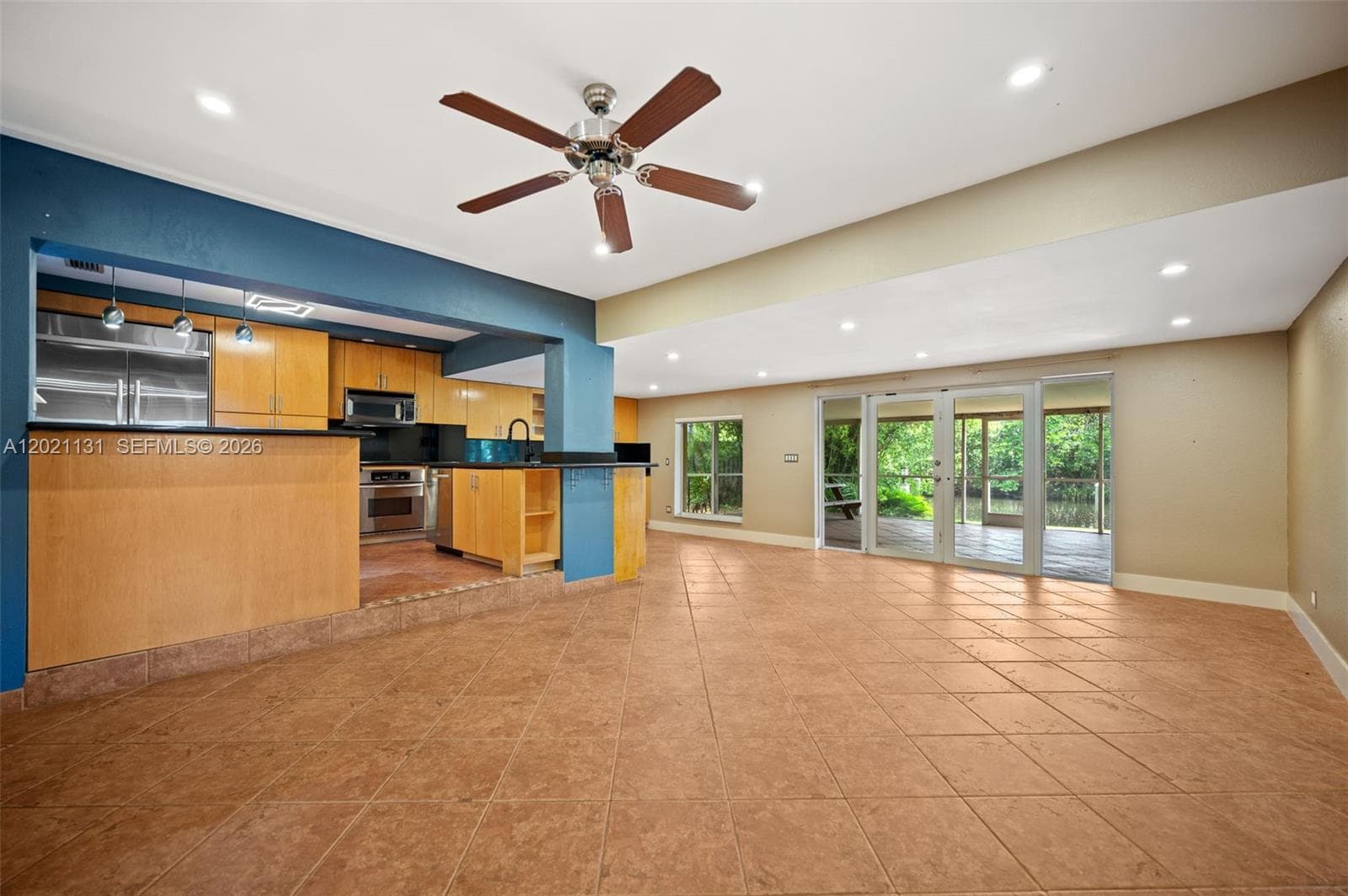 4512 SW 37th Ave, Dania Beach, FL 33312 photo 2