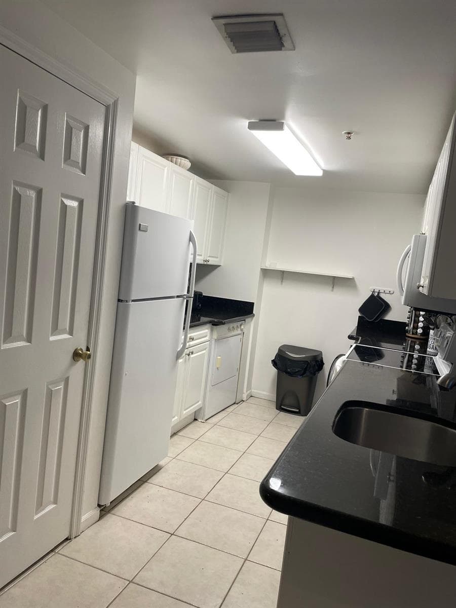 2060 Greenview Shores Boulevard # 319, Wellington, FL 33414 photo 3
