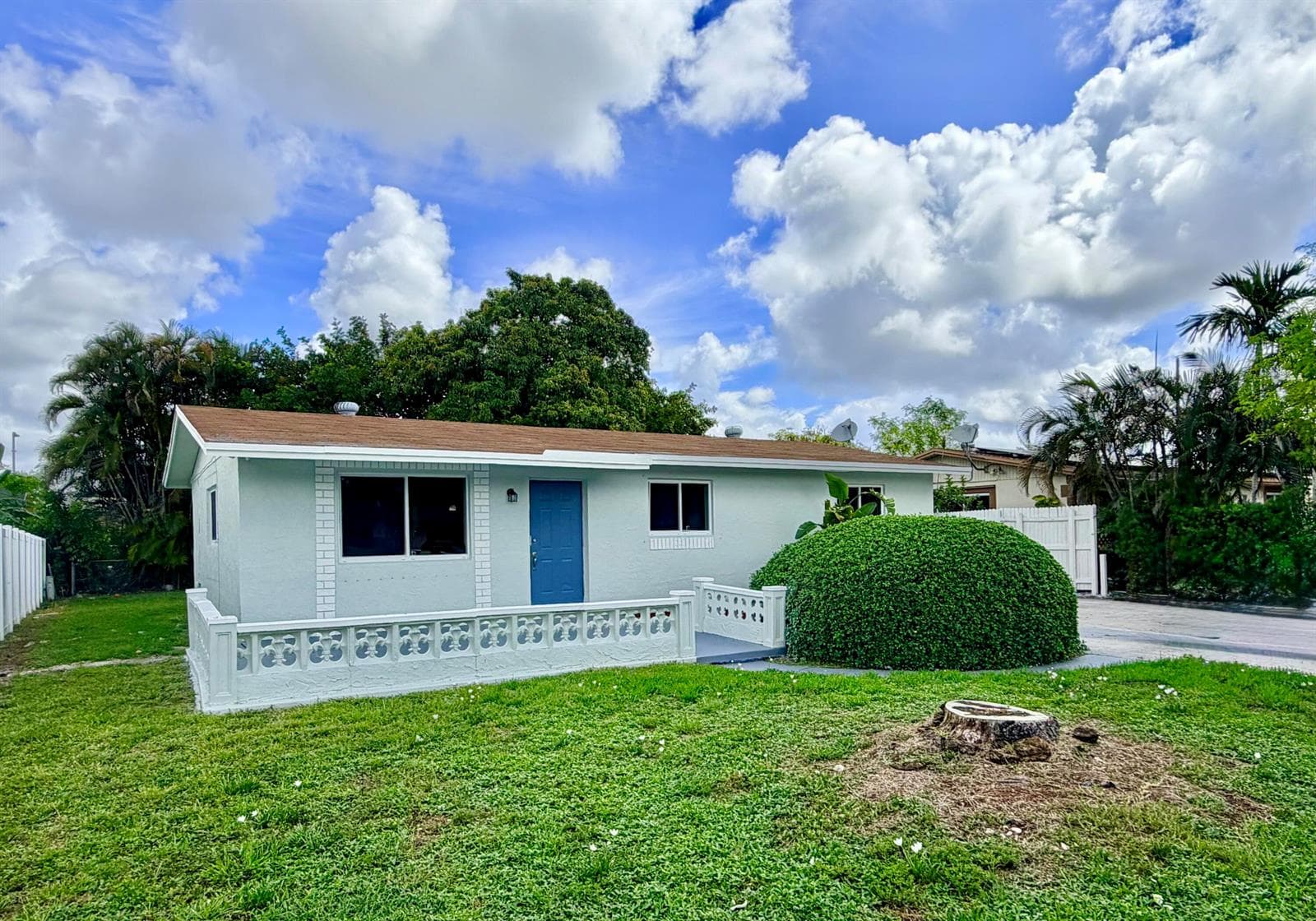 2811 NW 8th Street, Pompano Beach, FL 33069 photo 2