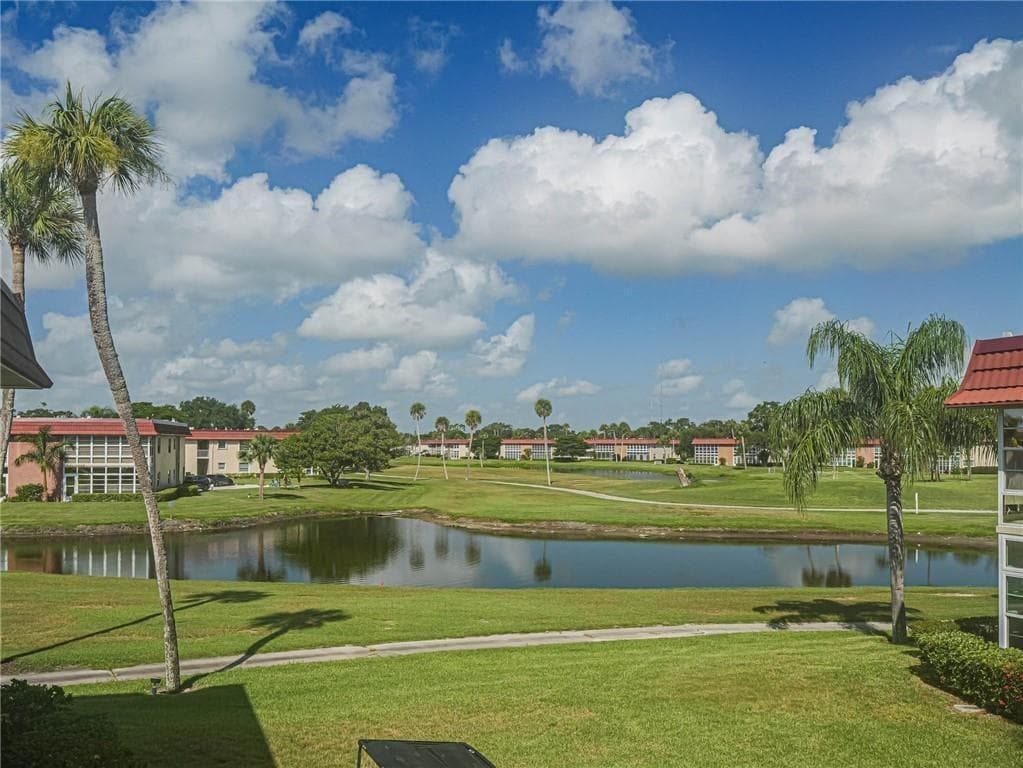 76 Royal Oak Drive # 205, Vero Beach, FL 32962 photo 4