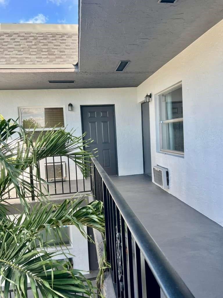1100 NE 9th Ave # 305, Fort Lauderdale, FL 33304 photo 4