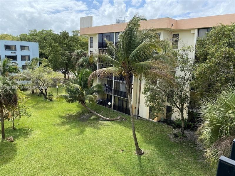 650 NE 149th St # 407A, Miami, FL 33161 photo 5