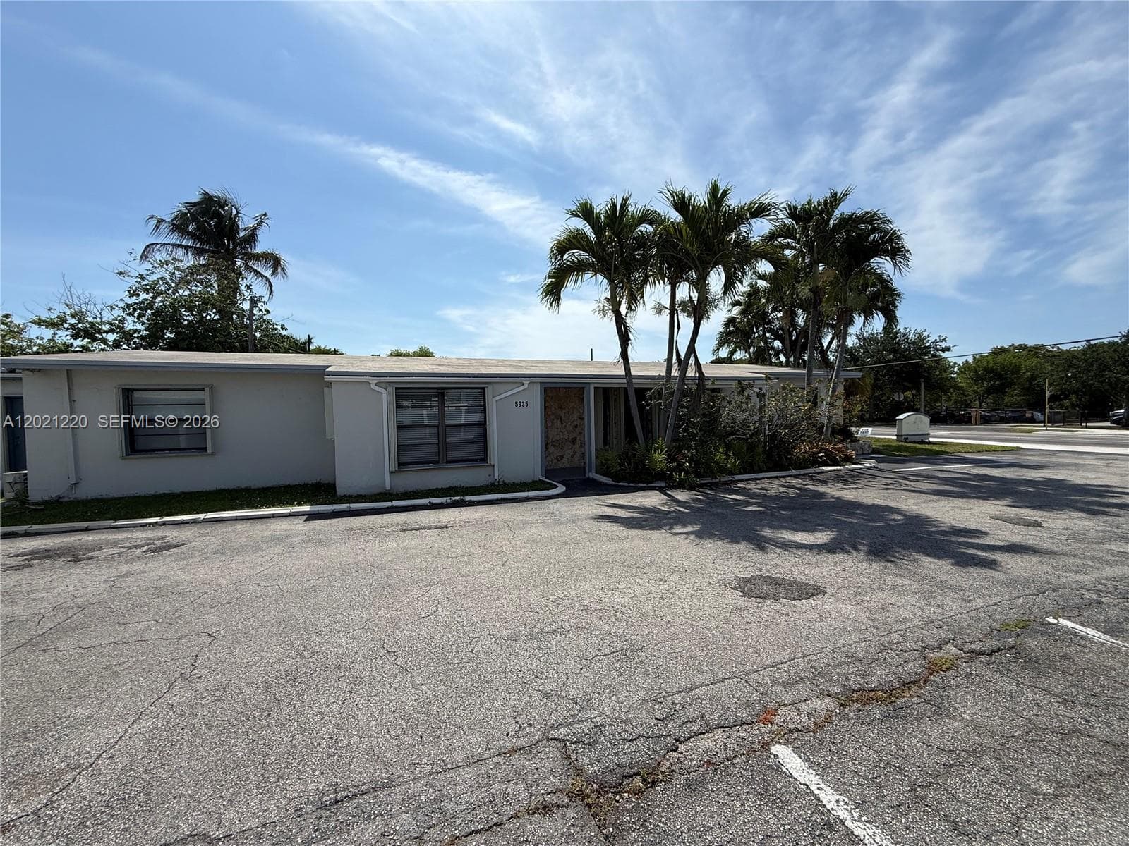 5935 Taft St, Hollywood, FL 33021 photo 2