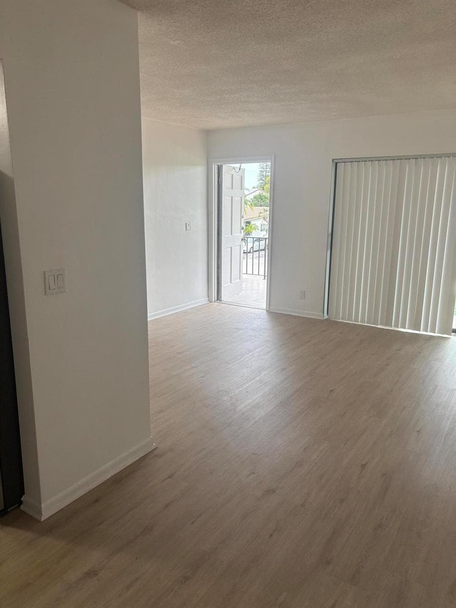 521 NE 45th Street, Boca Raton, FL 33431 photo 4