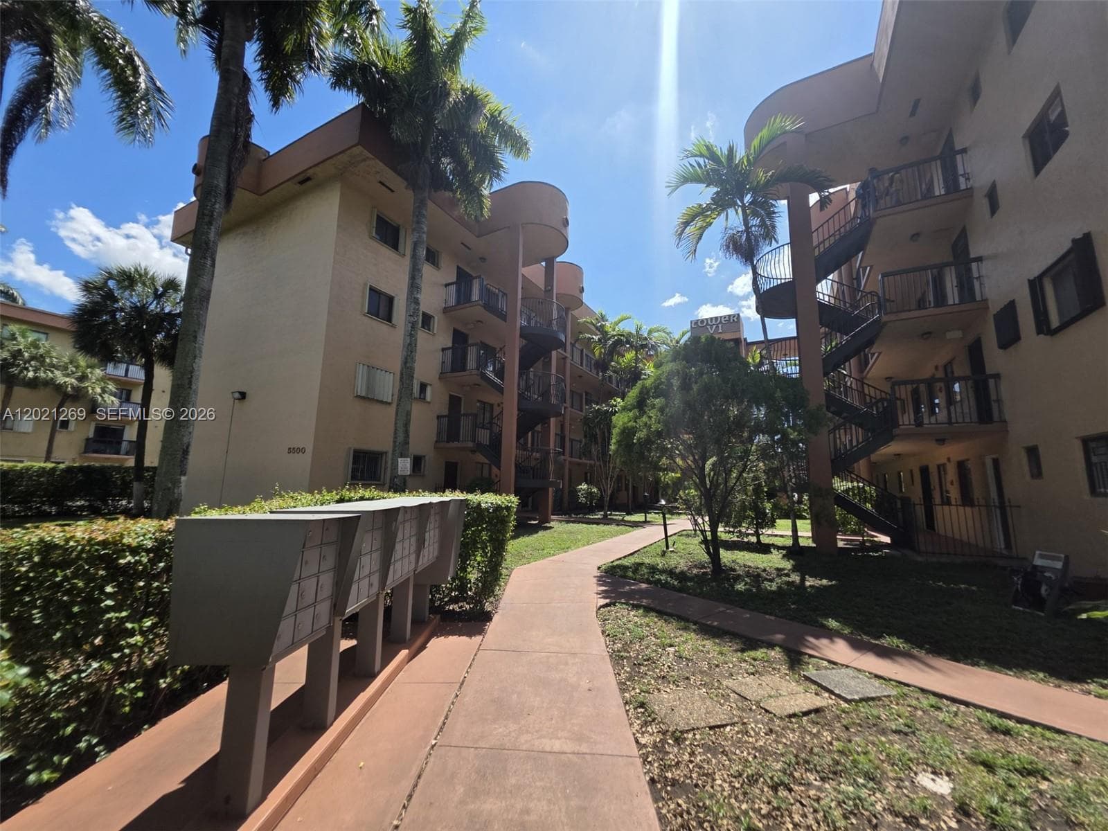 5560 W 21st Ct # 308, Hialeah, FL 33016 photo 3