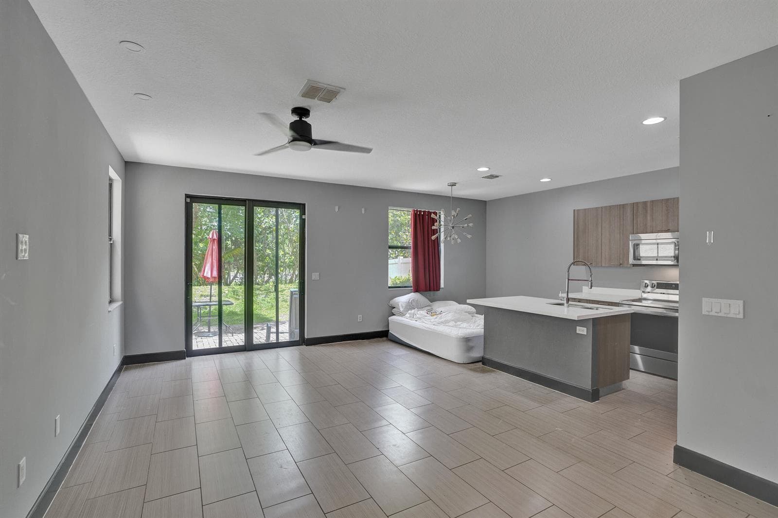 5902 NW 46th Lane, Tamarac, FL 33319 photo 4