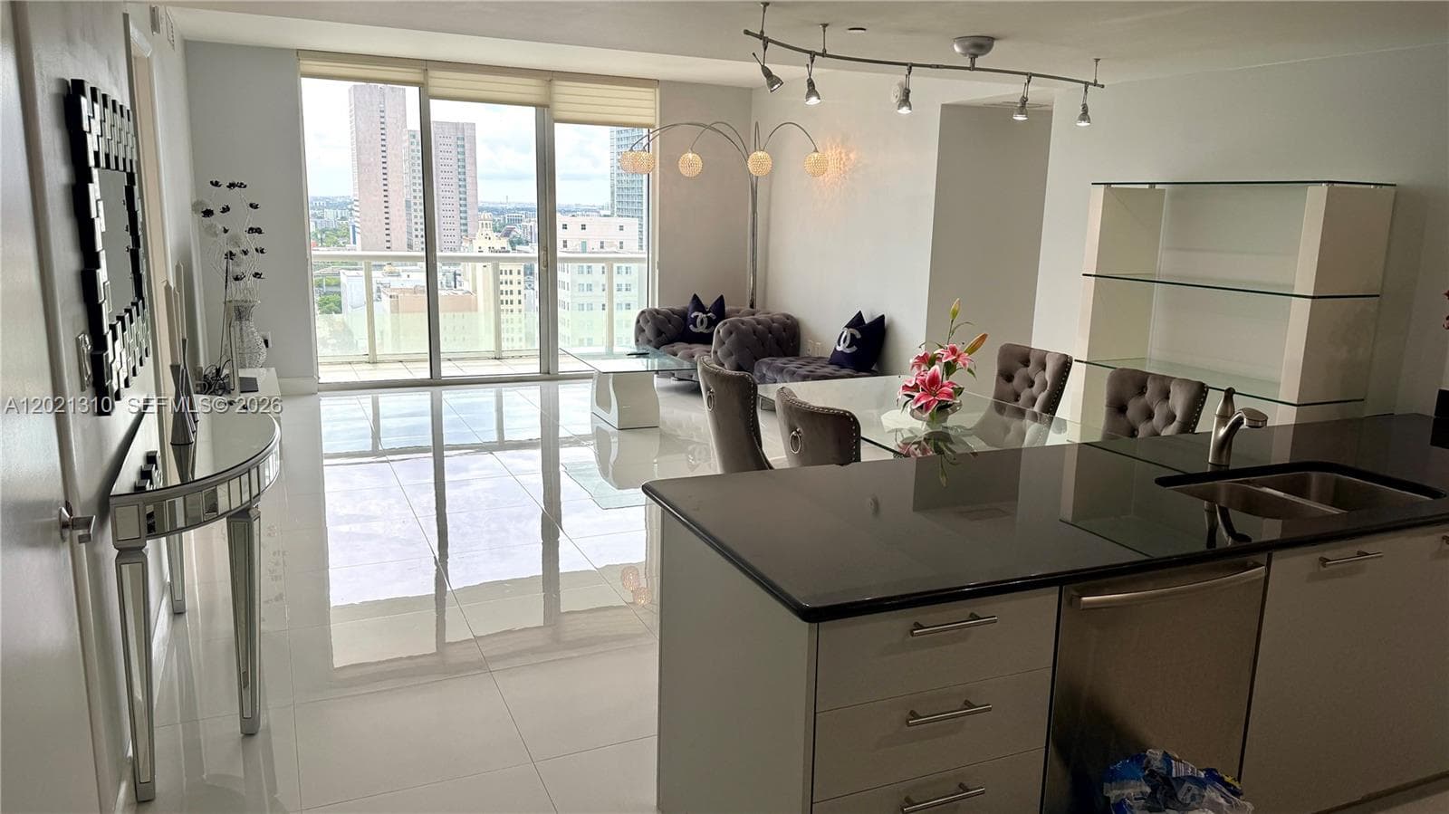 50 Biscayne Blvd # 2501, Miami, FL 33132 photo 2