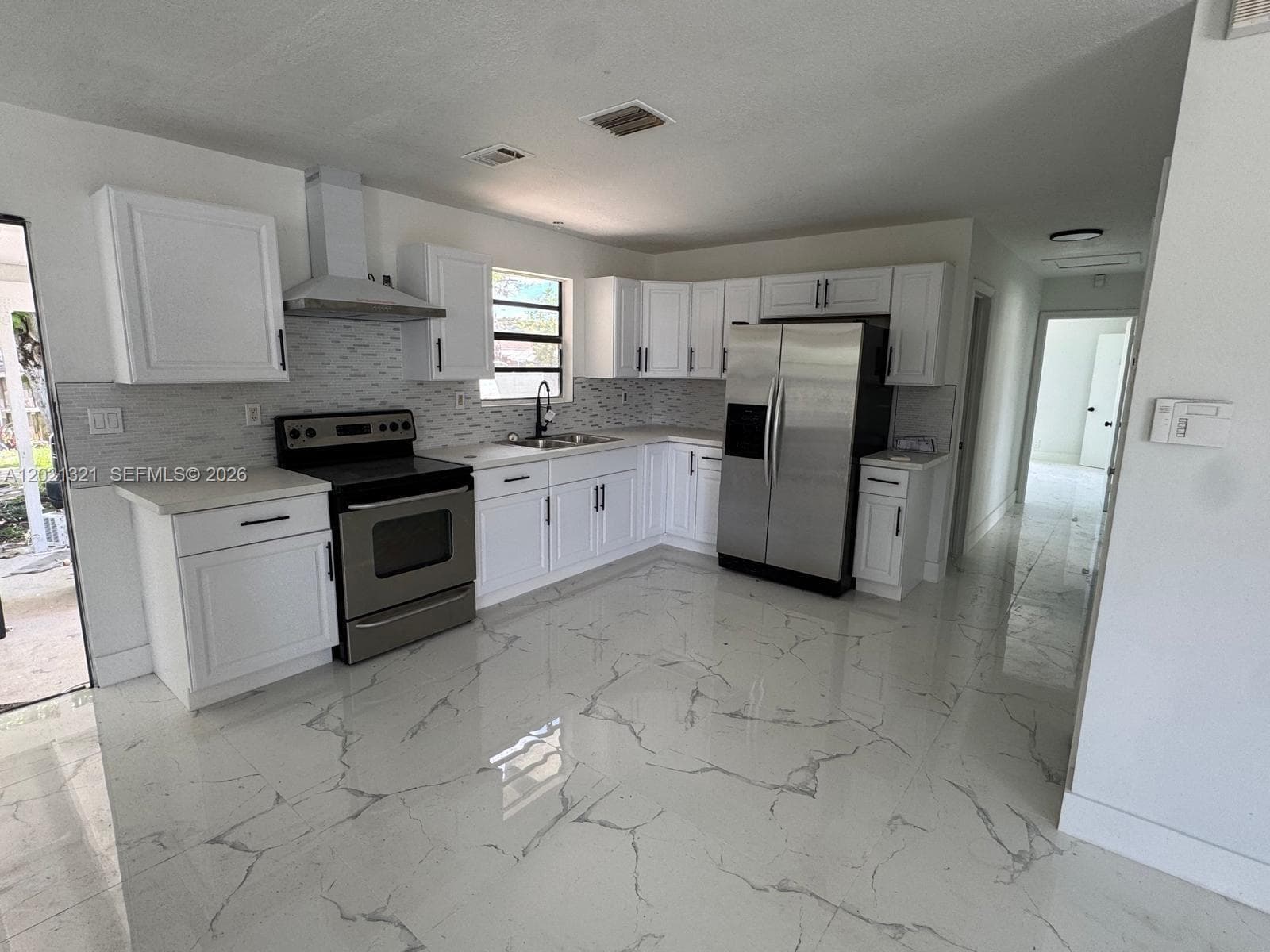 15023 SW 302nd Ter, Homestead, FL 33033 photo 2