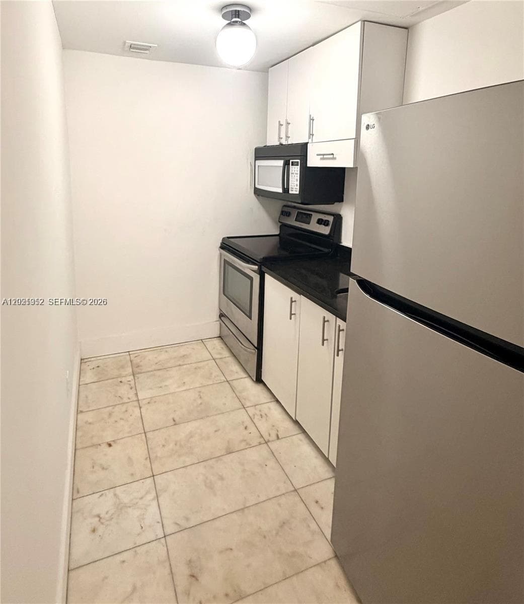 801 8th St # 104, Miami Beach, FL 33139 photo 3