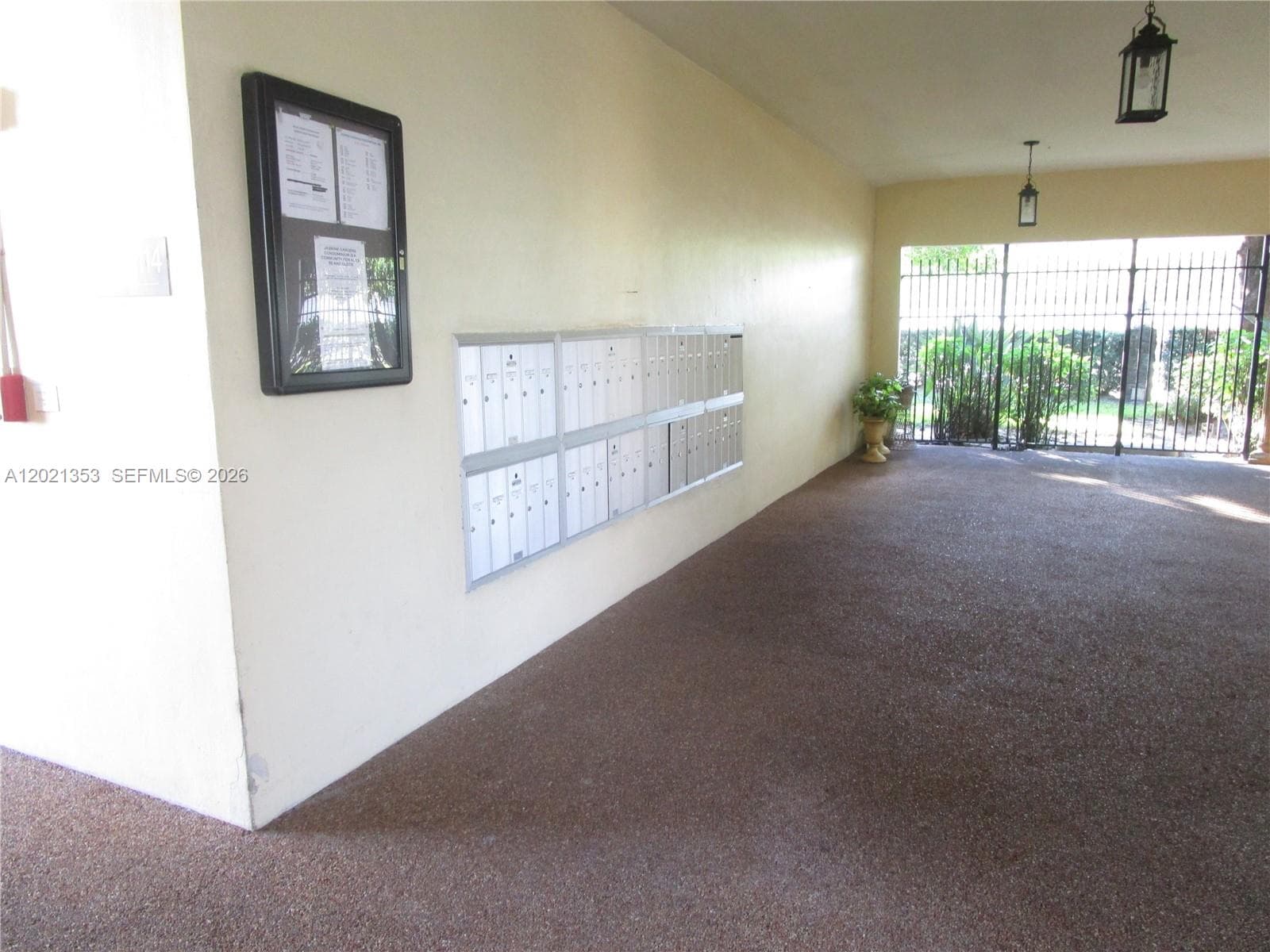 5111 W OAKLAND PARK BLVD # 301, Lauderdale Lakes, FL 33313 photo 2