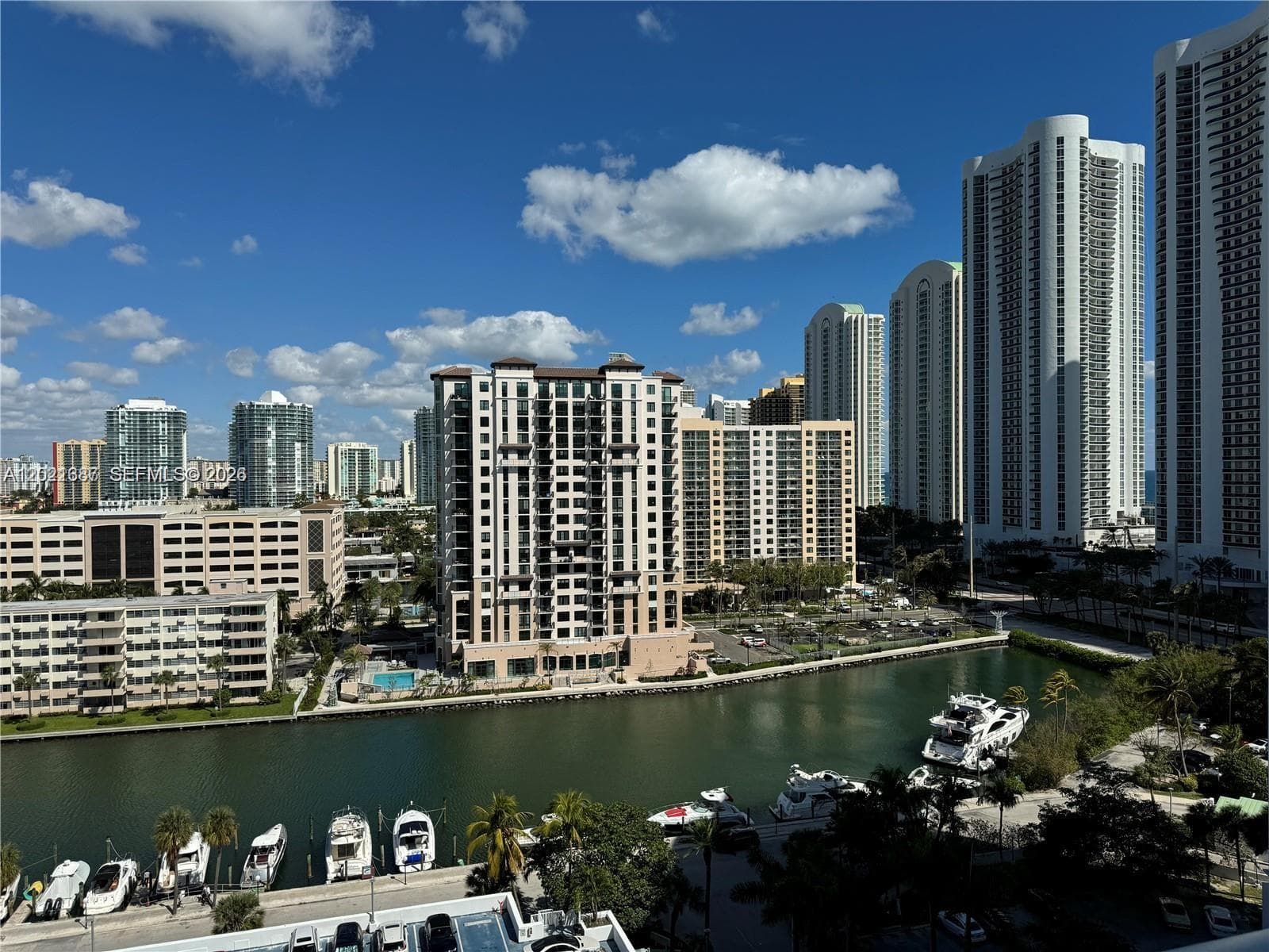 100 Bayview Dr # 1428, Sunny Isles Beach, FL 33160 photo 2
