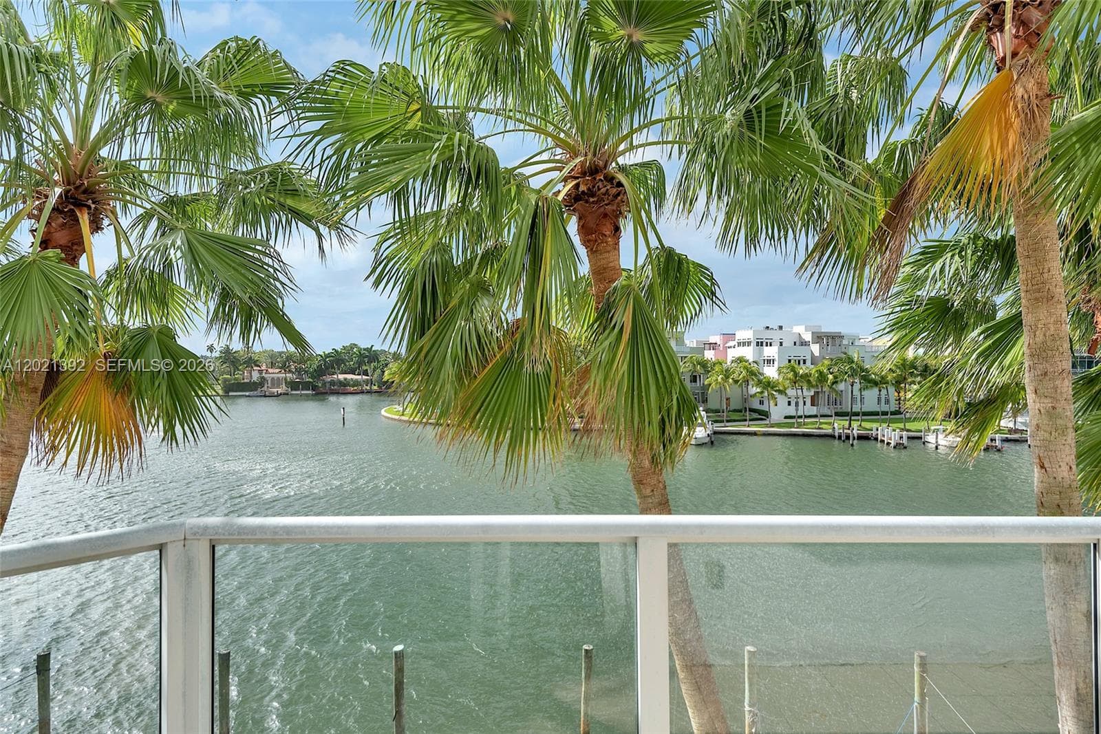 5900 Collins Ave # 408, Miami Beach, FL 33140 photo 2