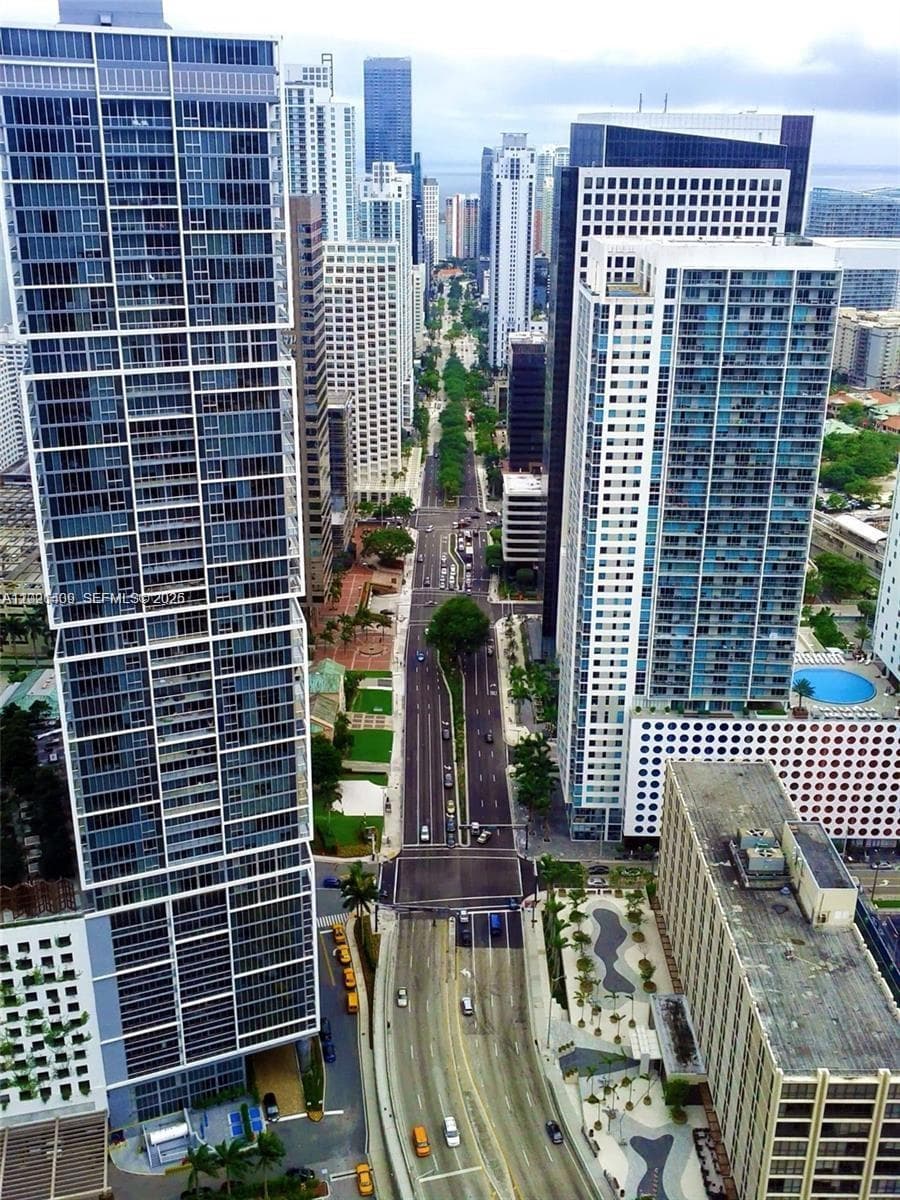 200 Biscayne Boulevard Way # 5004, Miami, FL 33131 photo 5