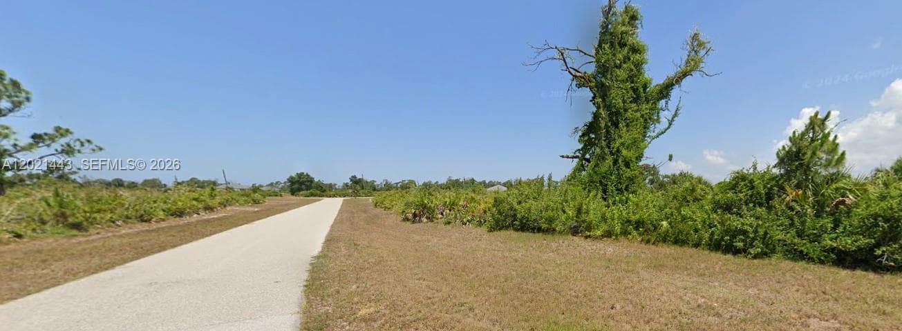 12 Trim, Other City - In The State Of Florida, FL 33946 photo 3